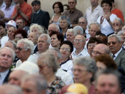 Aproape 4,69 milioane pensionari, la finele lunii august. Pensia medie a fost de 2.770 de lei
