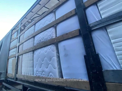 Aproximativ 190  de tone de deşeuri, oprite la intrarea în ţară în Borș II și Nădlac II, în weekend