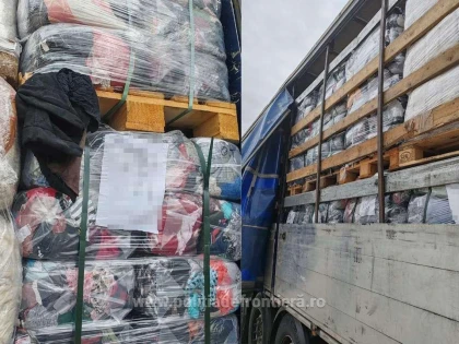 Aproximativ 30  tone deșeuri oprite la intrarea în țară