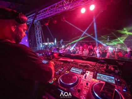 Arad Open Air: muzică și dans pe plaja de la Ghioroc