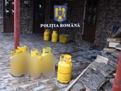 Arădean "specializat" în furt de butelii, reținut de polițiști