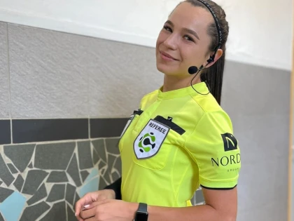 Arădeanca Andreea Șușcă va ridica fanionul și în Liga a II-a, visul ei este ecusonul FIFA!