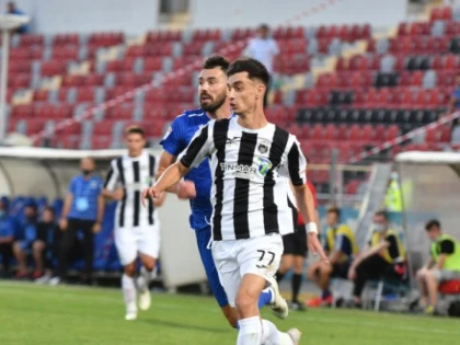 Arădeanul Stahl, la a doua reuşită în Liga 1, FCSB câştigă derby-ul din "Ştefan cel Mare"
