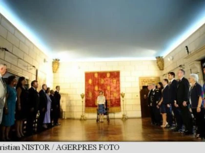ARADEANUL STEFAN HELL A FOST DECORAT CU ORDINUL COROANA ROMANIEI IN GRAD DE COMANDOR