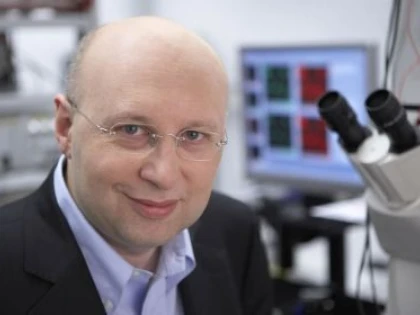 ARĂDEANUL STEFAN HELL, DOCTOR HONORIS CAUSA A UNIVERSITĂȚII DIN CLUJ