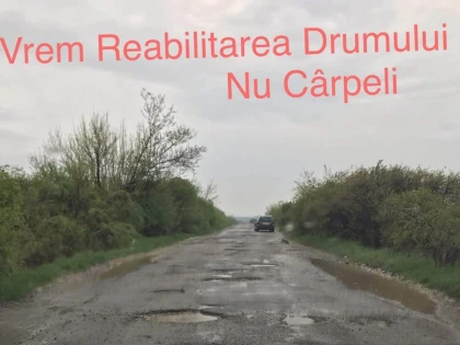 Arădenii ies în stradă, sătui de starea drumului Pâncota-Măderat-Agrișu Mare