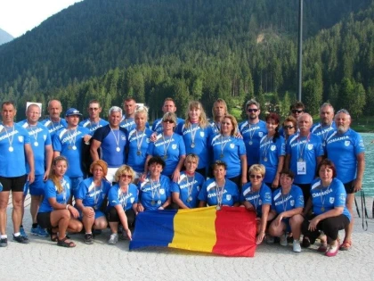 ARADUL A FOST IN TOPUL EUROPEAN LA DRAGON BOAT! (FOTO)