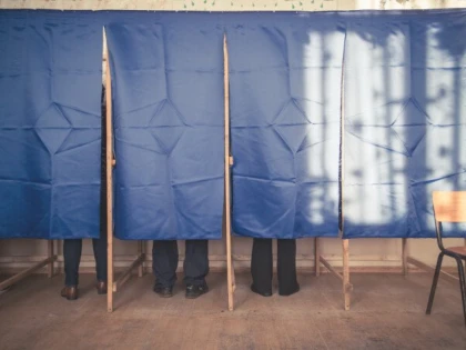 Aradul, aproape cea mai scăzută prezenţă la vot din ţară