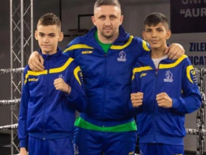 Aradul are doi fraţi campioni naţionali de cadeţi la box
