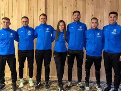Aradul are șapte arbitri de fotbal ce pot fi delegați în Liga a III-a