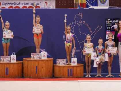 Aradul are viitorul asigurat în gimnastica ritmică: Mara Cercel a câștigat Cupa României, iar Elena Tătar s-a ales cu bronzul!