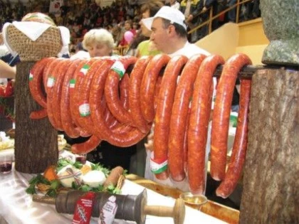 ARADUL, INVITAT SPECIAL LA FESTIVALUL CARNATULUI DE LA BEKESCSABA