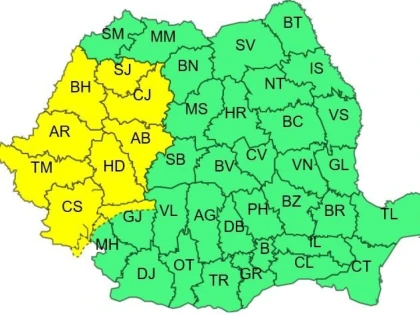 Aradul, sub Cod galben de furtuni până duminică dimineața