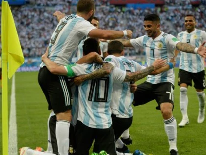 Argentina lui Messi se califică în optimile Mondialului