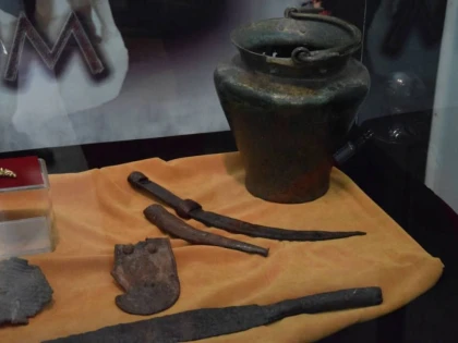 ARTEFACTE DESCOPERITE ÎN CETATEA DACICĂ DE LA CUGIR, EXPUSE LA ALBA IULIA