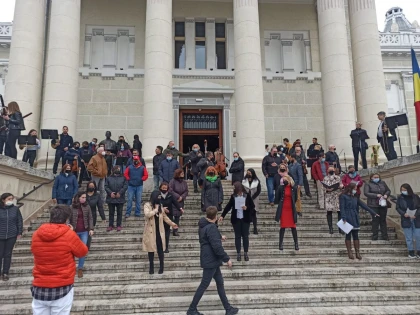 Așa cum îi place lui Bibarț: Corul și Orchestra Filarmonicii, în stradă