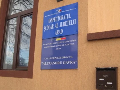ASTAZI A INCEPUT FESTIVALUL STIINTEI, ORGANIZAT DE INSPECTORATUL SCOLAR JUDETEAN ARAD