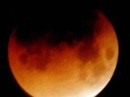 Astăzi va avea loc o eclipsă parțială de Lună