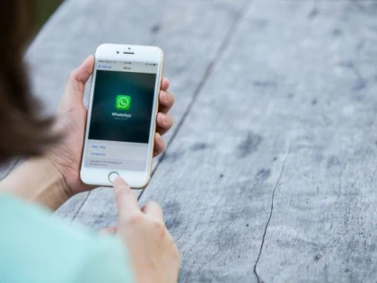 Atenție la mesajele venite pe WhatsApp. Hoții au găsit o nouă metodă de înșelătorie