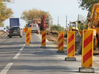 Atenție, șoferi! Circulație pe un singur sens pe raza localității Vladimirescu