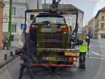 Atenție, șoferi! Se ridică mașinile parcate pe Strada Unirii