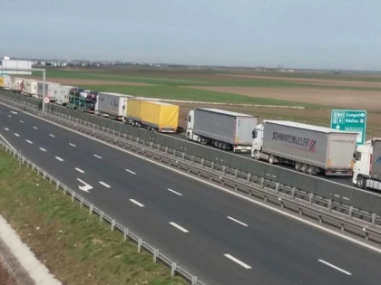 Atenție, șoferi! Trafic restricționat temporar pe teritoriul Ungariei pentru automarfare