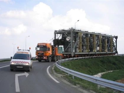 Atenție, șoferi! Transport agabaritic pe ruta Oradea - Nădlac