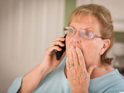 ATENȚIE! Un nou tip de înșelăciune face victime printre pensionari