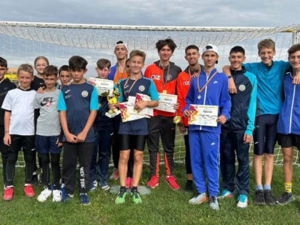 Atleții arădeni s-au întors cu medalii de la tradiționala competiție din Carei