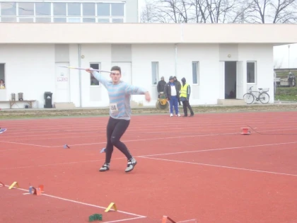 ATLETUL ARADEAN DENIS BOTH E VICECAMPION NATIONAL DE JUNIORI