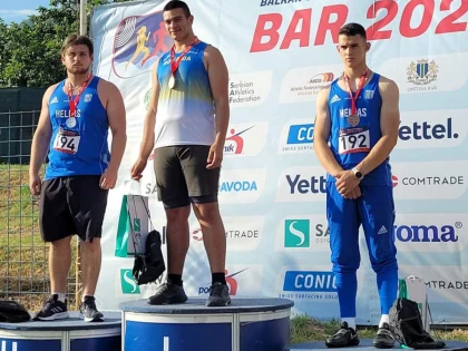 Atletul arădean Mihai Motorca este campion balcanic de cadeţi la aruncarea discului!