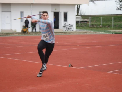 Atletul Denis Both, podium şi record la Grand Prix-ul de la Arad