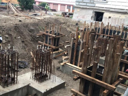 Au încasat 8.000 de euro de la un bărbat din Semlac pentru a începe construirea unei case, după care s-au făcut nevăzuți