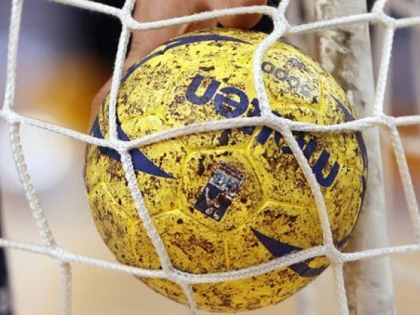 Au jucat handbal în amintirea lui Teo Ţucudean
