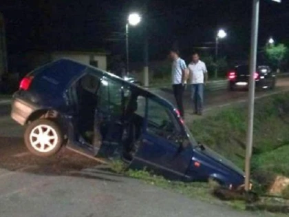 Au urcat băuți la volan și au făcut accident. Recomandările IPJ Arad pentru conducătorii auto