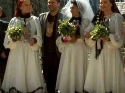 AUGUSTIN VIZIRU S-A INSURAT! NELU PLOIESTEANU A CANTAT LA NUNTA LUI!