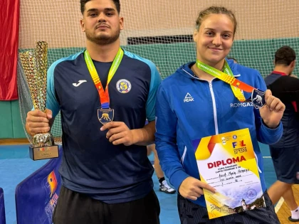 Aur și argint pentru CSS Gloria Arad la Cupa României de lupte U20