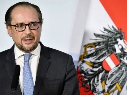 Austria anunţă că îşi va suspenda ajutorul pentru palestinieni