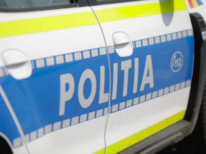 Autospecială de poliție, implicată într-un accident în Arad