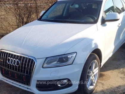 Autoturism căutat de autorităţile din Germania, depistat în vama Nădlac