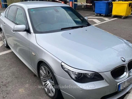 Autoturism căutat de autorităţile din Germania, descoperit de poliţiştii de frontieră arădeni