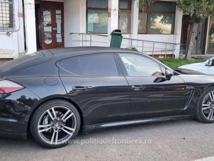 Autoturism dat în urmărire de autoritățile din Franța, descoperit în P.T.F. Nădlac