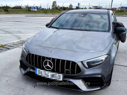 Autoturism în valoare de 30.000 de euro, căutat de către autoritățile din Spania, descoperit de polițiștii de frontieră arădeni
