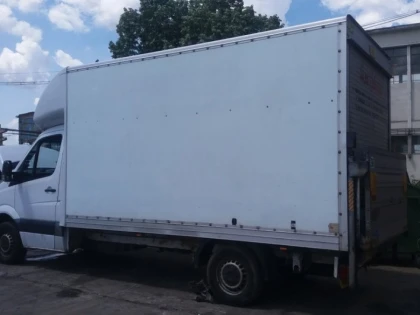 Autovehicul furat de pe Calea Radnei, depistat de polițiști