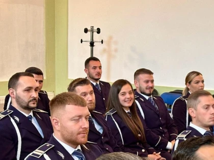 Avansări în grad la IPJ Arad, de Ziua Națională a României
