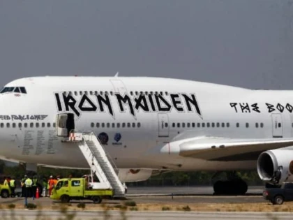 AVIONUL TRUPEI IRON MAIDEN, IMPLICAT INTR-UN ACCIDENT PE UN AEROPORT DIN CHILE