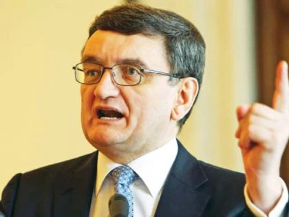 Avocatul Poporului atacă OUG la CCR