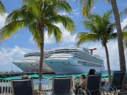 Bahamas va primi nave de croazieră doar dacă toți pasagerii peste 12 ani sunt vaccinați contra Covid-19