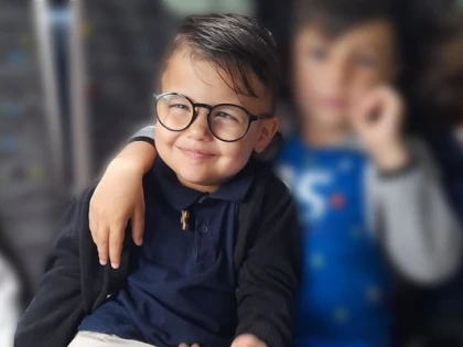 Băiețel de 4 ani, diagnosticat cu o malformație unică în Romania