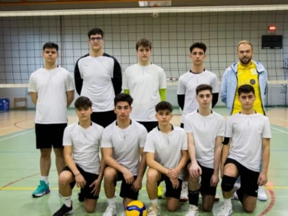 Băieții de la Liceul ”Sever Bocu” Lipova au fost finaliști județeni la Olimpiada de volei